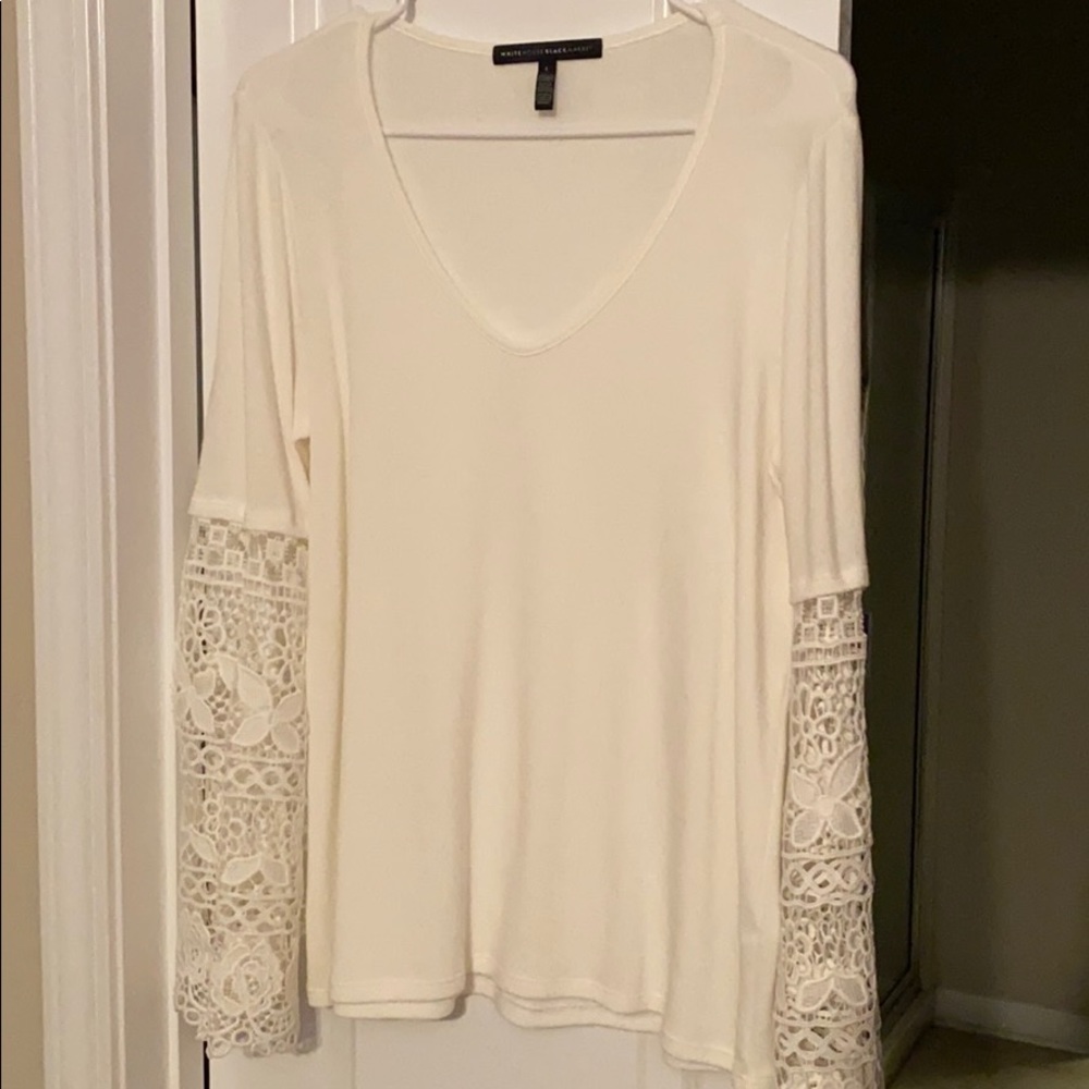 White House Black Market like new long sleeve top
